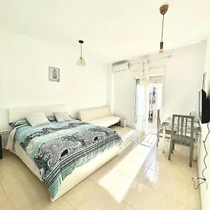 Apartment Luna Ensuites Centro, Malaga