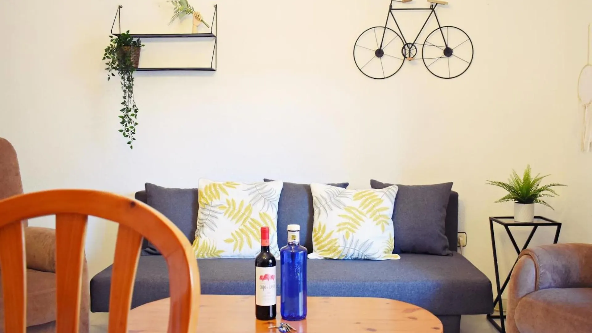 Amplio Y Luminoso Apartamento Cerca Del Centro Y La Playa Con Piscina Y Parking Privado Malaga Spain